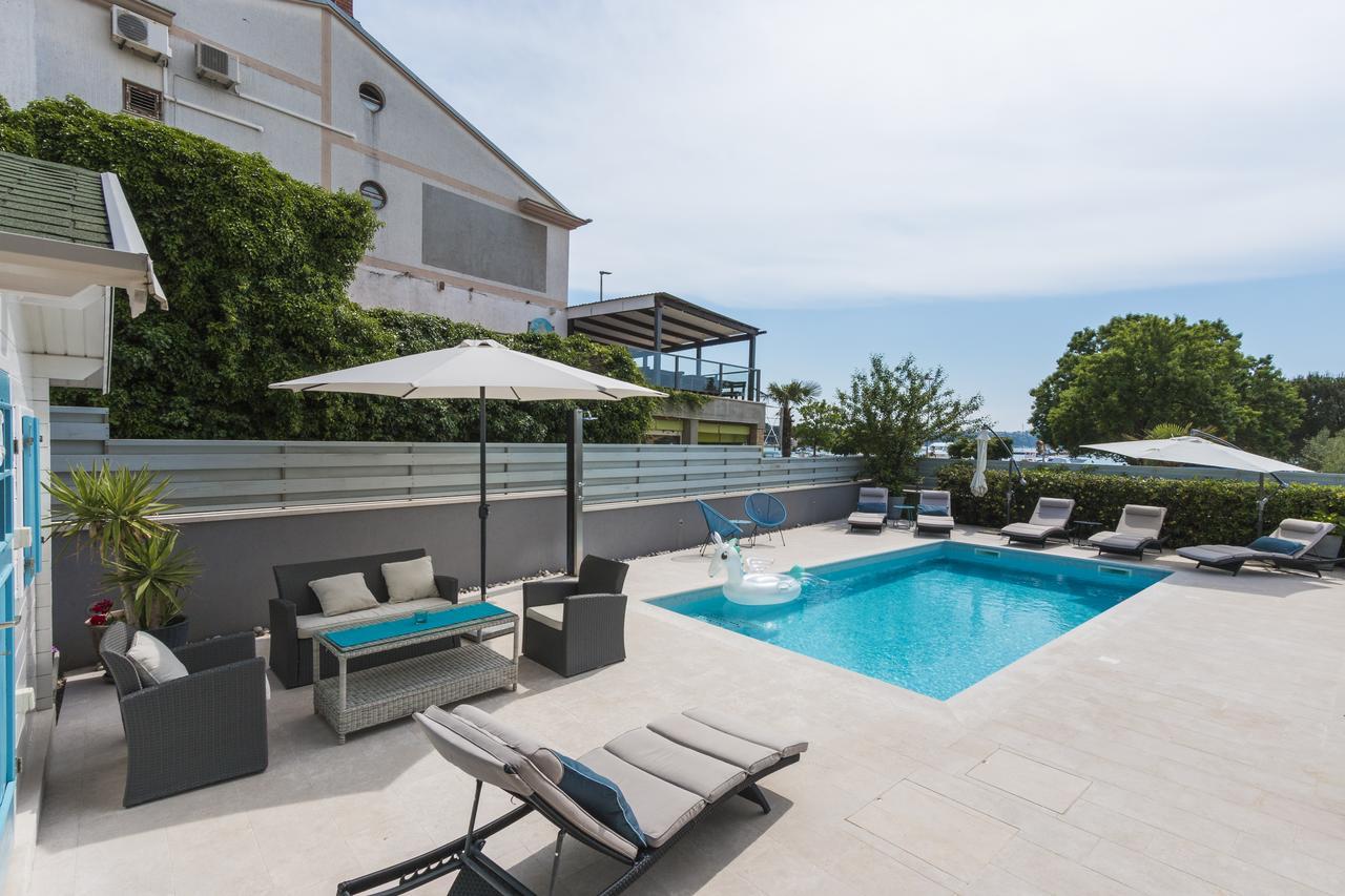 Apartment Lux *